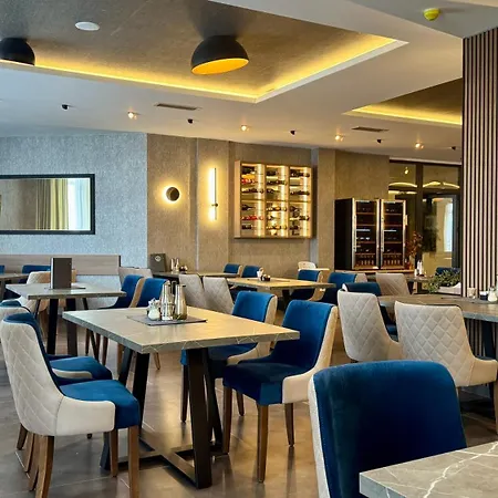 Sierra Hill & Centar Апартаменты *